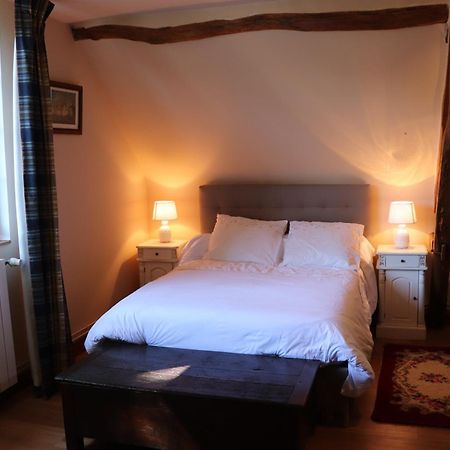Les Bruyeres Bed & Breakfast Mery-sur-Cher ภายนอก รูปภาพ
